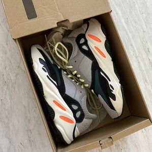 adidas Yeezy Boost 700 Wave Runner